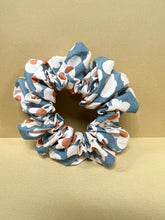 Load image into Gallery viewer, Retro Scrunchies
